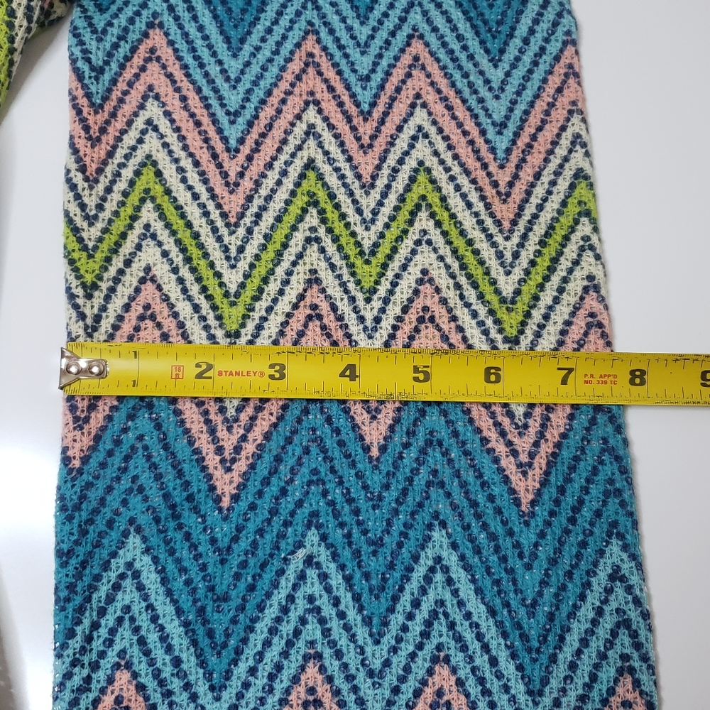 Infinity Scarf Multicolor Chevron Pattern - Picture 10 of 12